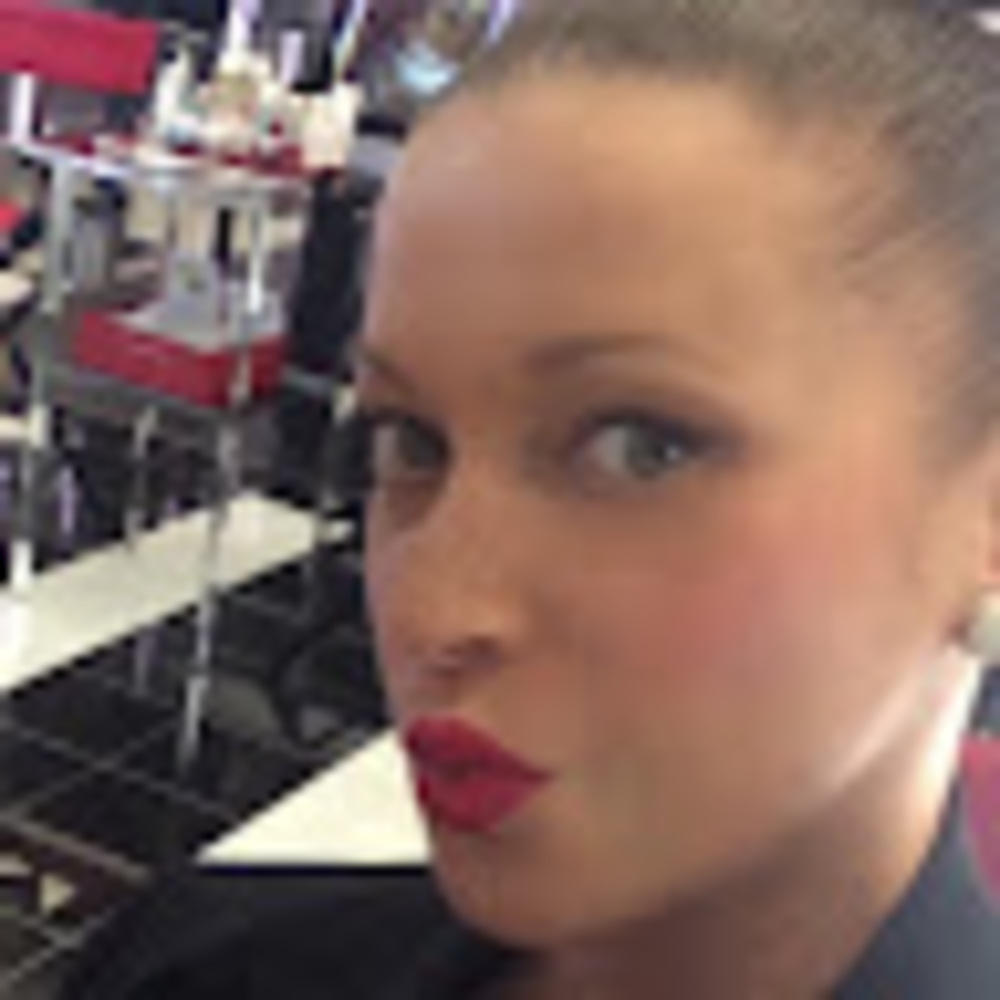 Meet your Posher, Salina